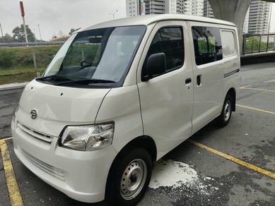 2021 Daihatsu Gran Max