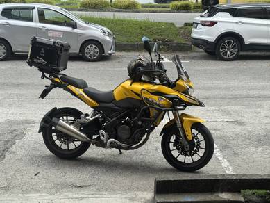 Benelli TRK 251 SE