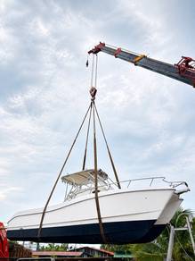 Catamaran Fiber Glass Boat