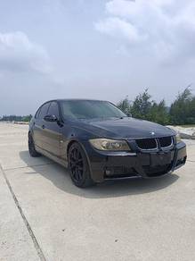 BMW 320i 20i (CKD) in Dungun, TRG