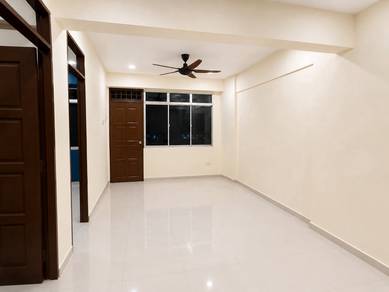 Apartment For Sale in Desa Mentari
