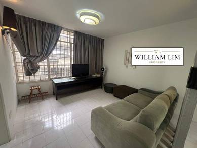 Apartment For Rent in Taman Kristal