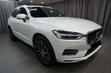 2019 Volvo XC60 T8 INSCRIPTION