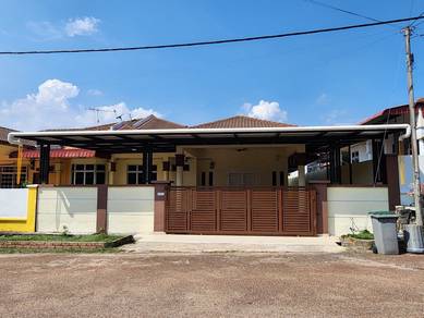 Semi-Detached House For Rent in Alor Gajah,MLK