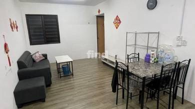 Apartment For Rent in Desa Pinang 2
