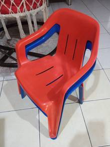 Kerusi kanak kanak