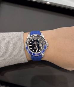 Rolex GMT-MasterII 116710BLNR Batman Batgirl