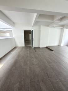 Condominium For Sale in Jelutong Central Residence