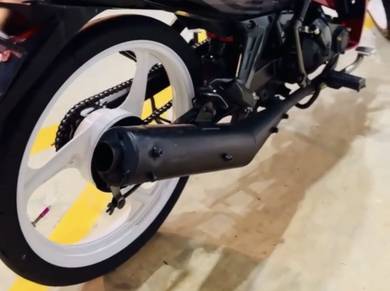 Rim RCB putih