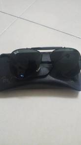 Ray-Ban untuk di jual