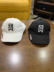 NIKE Golf Caps with Magnetic Ball Markers