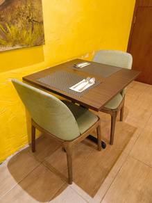 2 Chair   1 Square Table