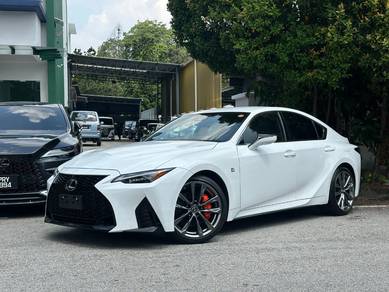 Lexus IS 300 F-SPORT in Others, KUL
