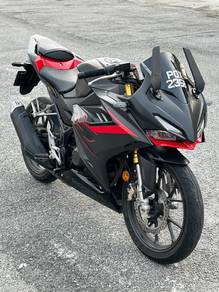 Honda CBR150R