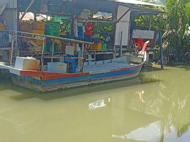 fisherman boat with Robert machine for sell 