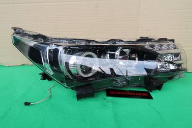TOYOTA ALTIS HEADLAMP rh