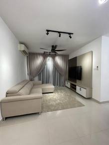 Condominium For Rent in Flora Rosa