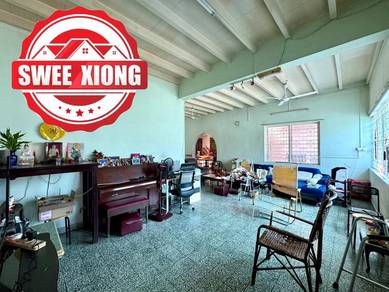 Semi-Detached House For Sale in Jelutong,PNG
