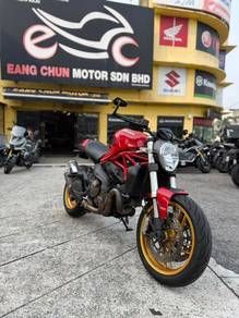 Ducati Monster 821