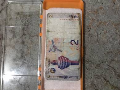 Binded RM2 Malaysian money note