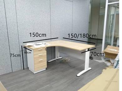 Compact Table - L shape