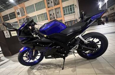 Yamaha R15