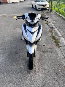 Yamaha Y15ZR
