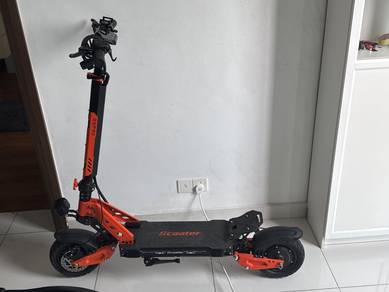 Like new, Adult scooter, Very fast