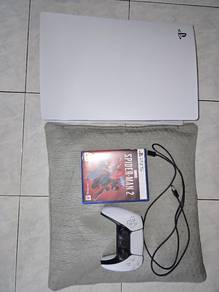 PS5 Disc 1TB Barely Used Good Condition