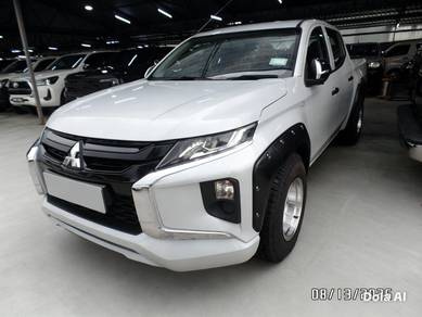 Mitsubishi Triton QUEST in Selayang, SGR