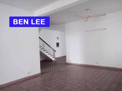 Semi-Detached House For Sale in Pulau Tikus,PNG
