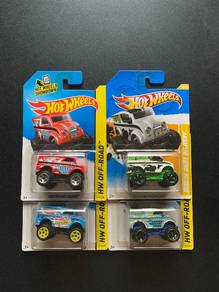Hot Wheels Monster Dairy Delivery Set