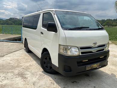 Toyota Hiace in Kepong, KUL