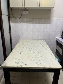 Meja Makan Marble Solid (6 seater)