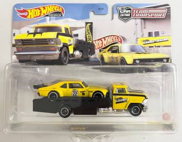 Hotwheels Team Transport Legends Tour Chevy Nova