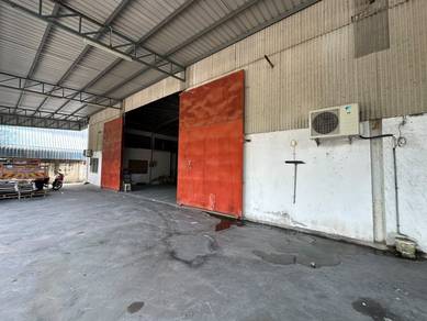 Warehouse / Factory For Sale in Cheng,MLK