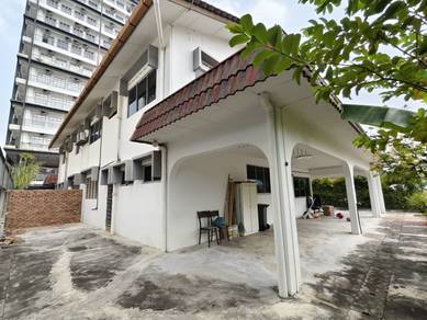 Semi-Detached House For Rent in Johor Bahru,JHR