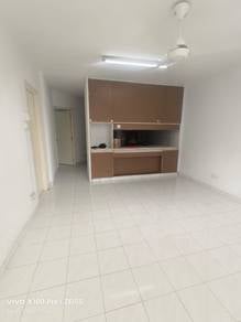 Apartment For Rent in Rampai Court