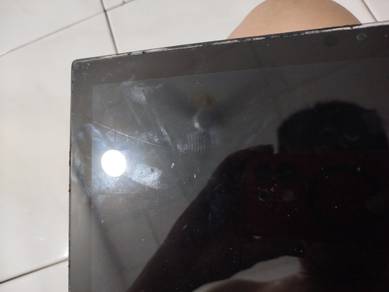 Toshiba Portege Z20T-B. LCD has some crack, no bat