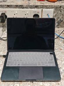 MacBook air M4 256/16gb