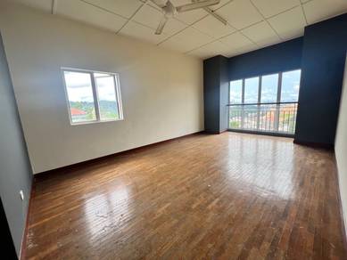 2.5-storey Terraced House For Sale in Ampang,SGR