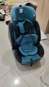 Carseat kanak-kanak 