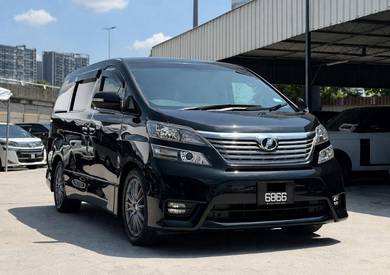 Toyota Vellfire Z PLATINUM SELECTION in Puchong, SGR