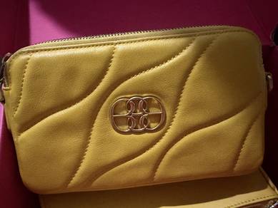 YELLOW BONIA LEATHER 2 zip