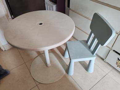 Kids chair and round table for adult