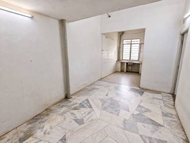 Flat For Sale in Taman Usahaniaga
