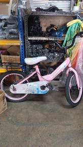 Used 16 inch kids bike @ Basikal Budak  sekehan