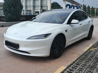Tesla Model 3 LONG RANGE AWD (FULL SELF-DRIVE) in Bandar Puteri Puchong, SGR