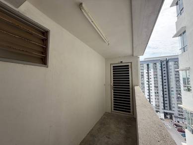 Apartment For Sale in Residensi Laguna Biru 2