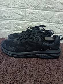 Uk9 Under Armour Charged Assert